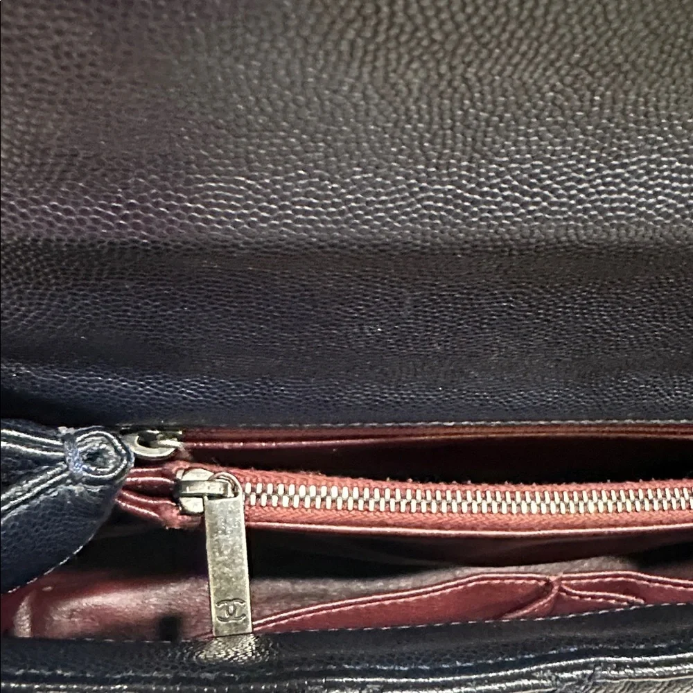 Navy blue Chanel coco handle - Picture 10 of 13